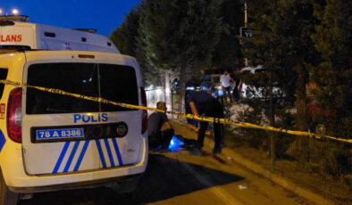 Karabük’te arabanın çarptığı genç hayatını kaybetti