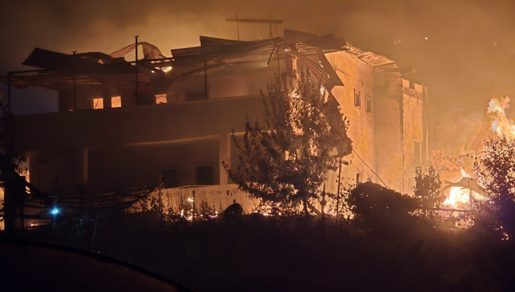 Karabük’teki orman yangınlarında 40 konut yandı, 527 hane boşaltıldı