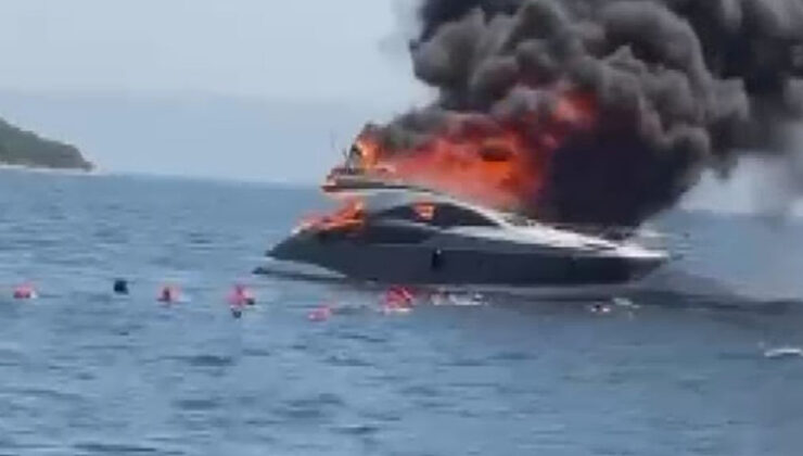 Kınalıada açıklarında teknede yangın: Yolcular denize atladı