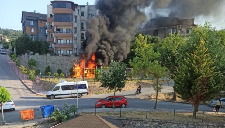 Kocaeli’de çocuk parkı küle döndü