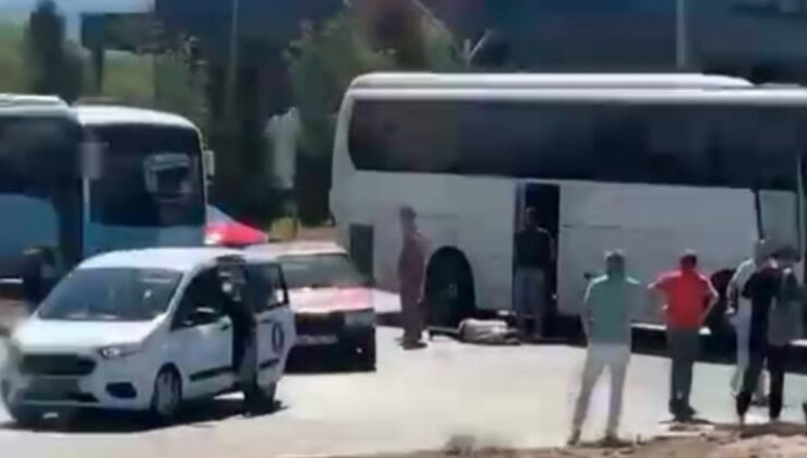 Kütahya’da emekçi servisi tankere çarptı: 8 yaralı