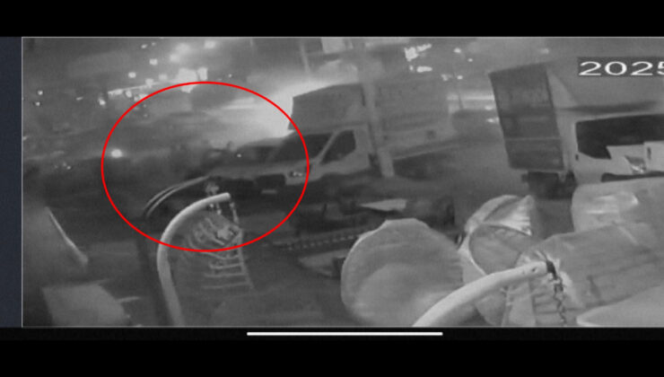 Mardin’de 130 km süratle makas attı: 4 kişinin yaralandığı kaza kamerada