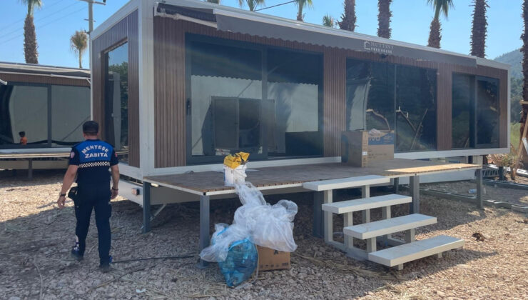 Muğla’da kıyıda belirlenen 11 kaçak taşınabilir yapı mühürlendi