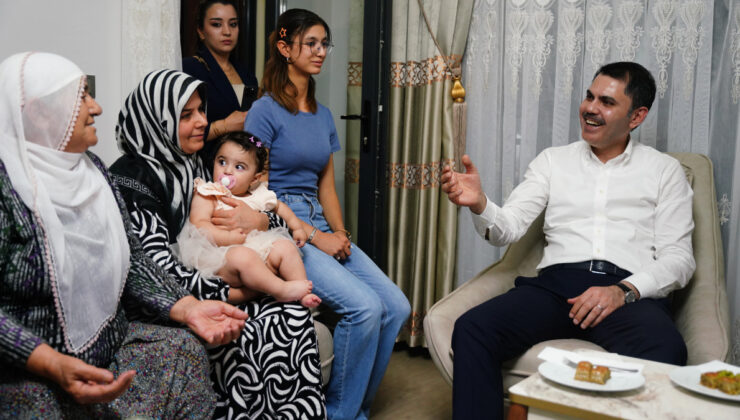 Murat Kurum, depremzede aileyi ziyaret etti: Malatya daima birlikte ayağa kalkacak