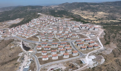 Murat Kurum duyurdu: Balıkesir’de imali tamamlanan afet konutları hak sahiplerine teslim edildi