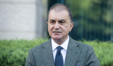 Ömer Çelik: Özel, siyasi adaptan mahrumdur