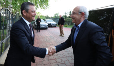 Özgür Özel’den, Kemal Kılıçdaroğlu’na taziye ziyareti