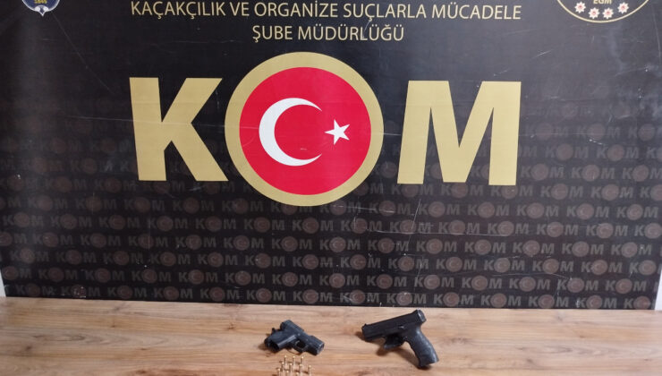 Sakarya’da düzmece dolar ve silah operasyonu