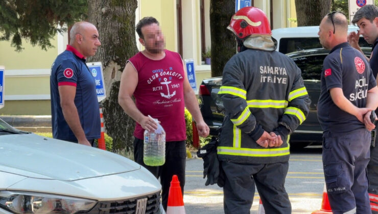 Sakarya’da kendini yakacaktı: Grupları görünce akaryakıtı motosiklet deposuna doldurdu