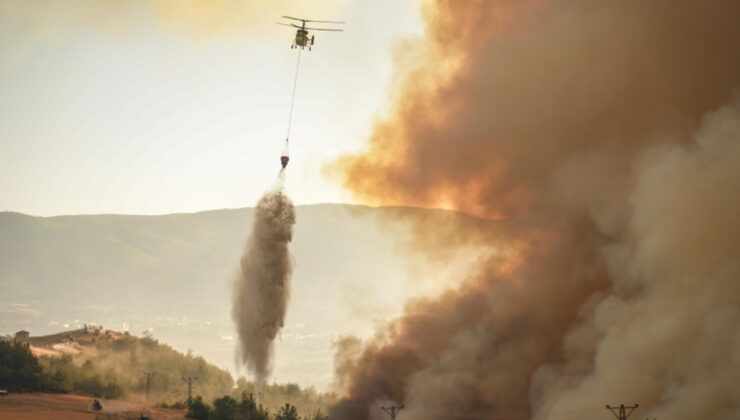 Sakarya’dan Bilecik tarafına sıçrayan orman yangınına müdahale sürüyor