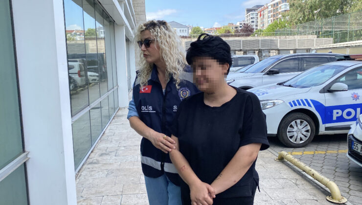 Samsun’da ruhsal problemleri tez edilen genç annesini 11 yerinden bıçakladı