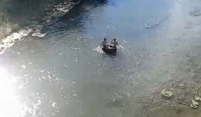 Tokat’ta traktör şambreli ile rafting