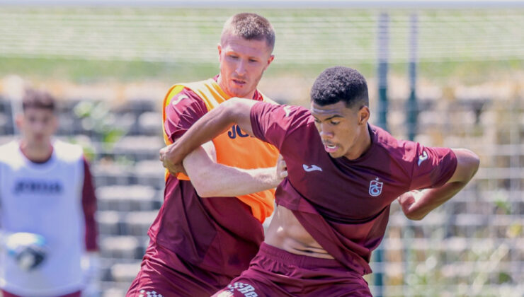 Trabzonspor, günün birinci antrenmanını yaptı