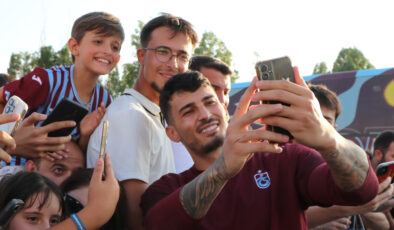 Trabzonspor’da oyuncular taraftarla buluştu