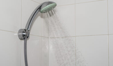 Yaz sıcaklarında duş almanın cilt sıhhatine tesirleri