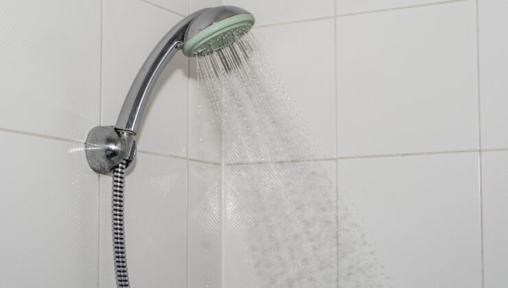 Yaz sıcaklarında duş almanın cilt sıhhatine tesirleri