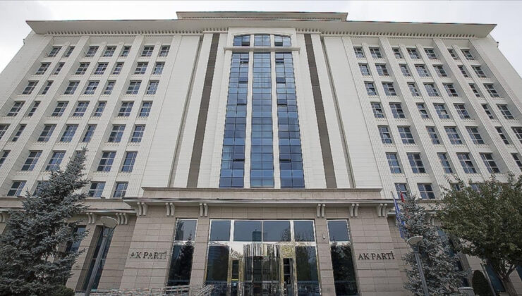 AK Parti, ‘Türkiye Yüzyılı Buluşmaları’ kapsamında alana iniyor