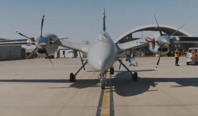 AKINCI ateşledi ASELSAN’ın LGK-82 mühimmatı maksadı vurdu: Tam isabet!