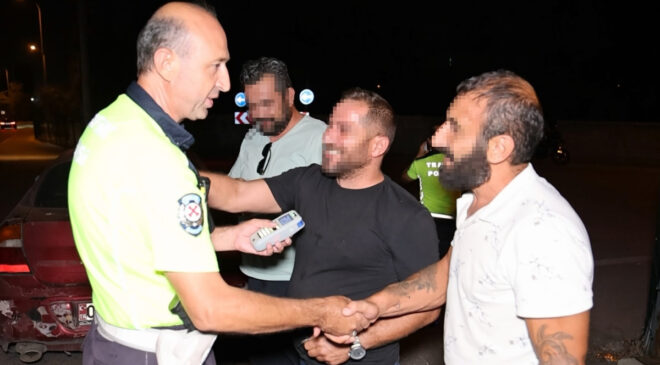 Aksaray’da 0.01 promil ile ceza almaktan kurtuldu: Sevinci kameraya yansıdı