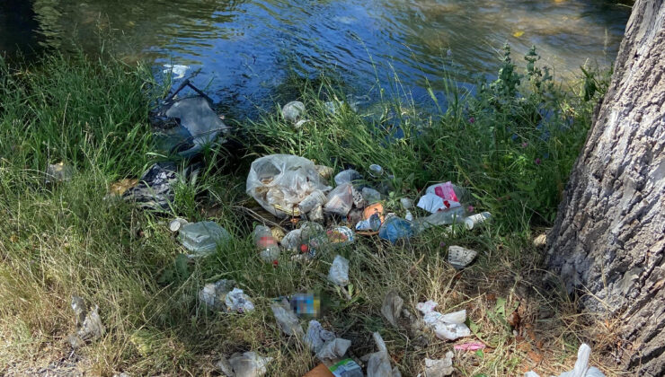 Ankara Kurtboğazı Barajı’na bağlanan dereler çöplüğe döndü