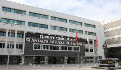 Antalya Büyükşehir Belediyesi’ne yönelik soruşturmada yeni gelişme: 3 gözaltı