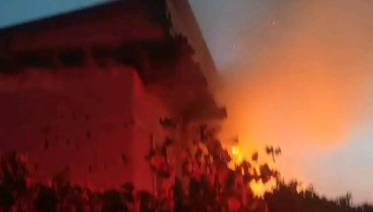 Antalya’da alev alev yanan konut küle döndü