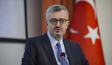 Burhanettin Duran’dan ‘YAŞ kararları’ paylaşımı: Kahraman ordumuza iyi olsun