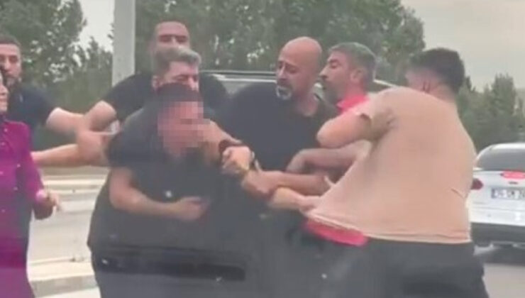 Bursa’da yol verme arbedesi: Birbirlerine girdiler