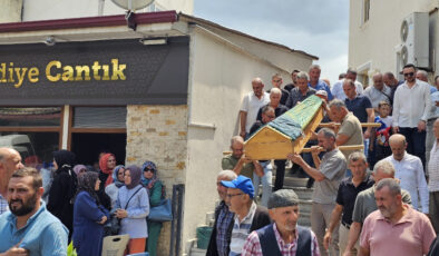 Bursa’daki ambulans kazasında ölen yaşlı bayan son seyahatine uğurlandı