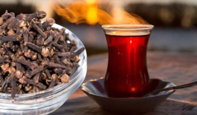 Çayın içine karanfil ekleyin, bu meselelere veda edin