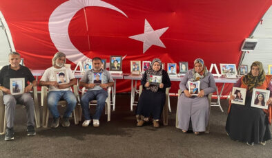 Diyarbakır’da evlat nöbeti: Anneler evlatlarına kavuşmak istiyor