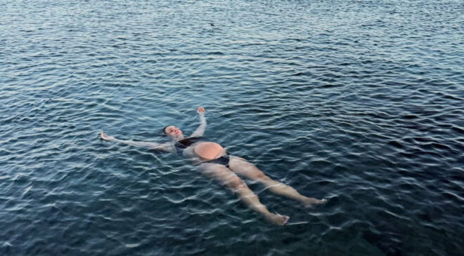 Doğum için gün sayıyor! Oyuncu Meriç Aral’dan yeni hamilelik pozu