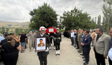 Düzce sarsıntısında şehit oldu: 26 yıl sonra memleketine defnedildi