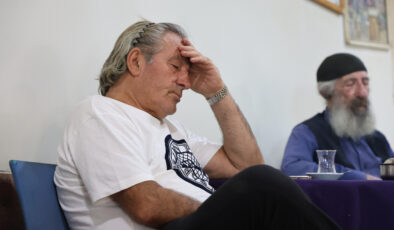 Elazığ’da kahvehaneye gelen uyuyakalıyor