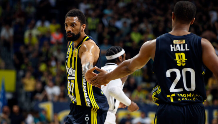 Fenerbahçe, Khem Birch’ün kontratını yeniledi