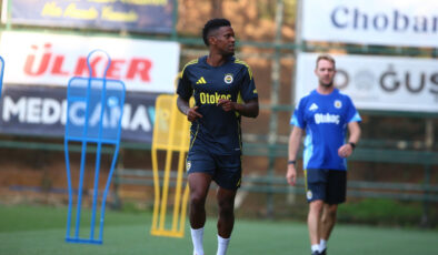 Fenerbahçe tarihinin 200. yabancı futbolcusu Nelson Semedo