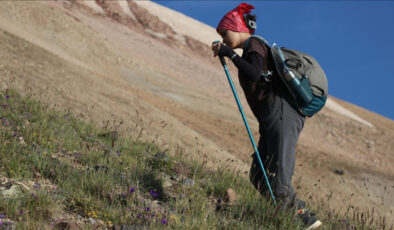 Genç dağcı Meryem Erkuş, Süphan’a da tırmandı