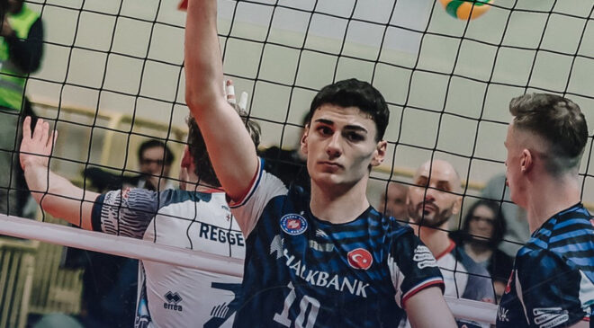Halkbank Voleybol Ekibi, 3 oyuncu ile kontrat uzattı