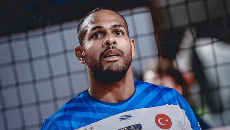 Halkbank Voleybol Kadrosu, Yoandy Leal ile kontrat uzattı