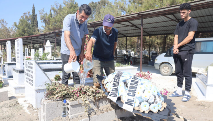 Hatay’da hastanede kalp krizi geçirerek vefat eden doktor, annesinin yanına defnedildi