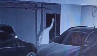 Isparta’da sitenin otoparkındaki araçlara ziyan veren kişi güvenlik kamerasında