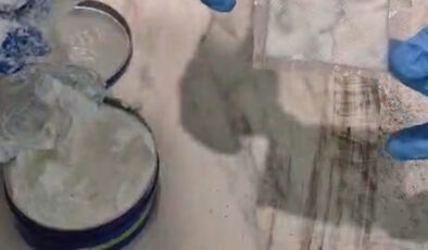 İstanbul’da 5 milyon liralık dövizi çalınan bayanın krem kutusunda amfetamin bulundu