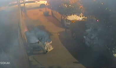 İstanbul’da kuyumcudan 3 kg altın çaldılar: Kameraya yakalandılar