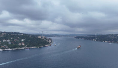 İstanbul’da sıcaklar yerini sağanak yağışa bırakıyor