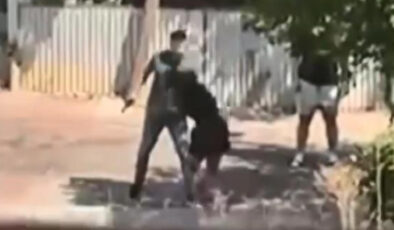 İstanbul’da sokak ortasında başına silah dayadığı bayanı darbetti