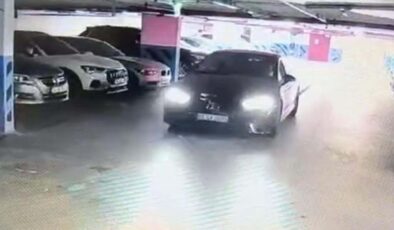 İzmir’de vale, müşterinin 7 milyonluk arabasıyla kaza yaptı