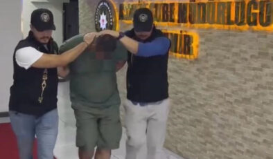 İzmir’de yaşlı çift konutlarında meyyit bulundu: Katil, bayanın oğlu çıktı