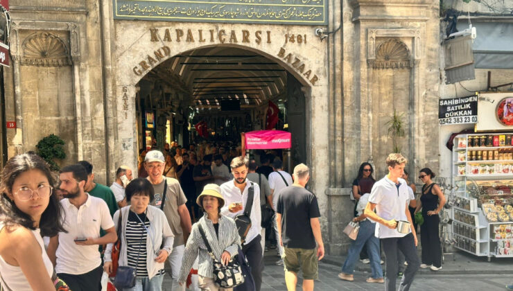 Kapalıçarşı yılın birinci yarısında 5 milyon turist ağırladı
