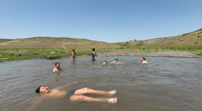 Kars’ta termometreler 34 dereceyi gördü