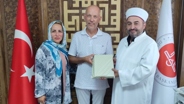 Konya’ya gelen Norveç vatandaşları İslam’ı seçti